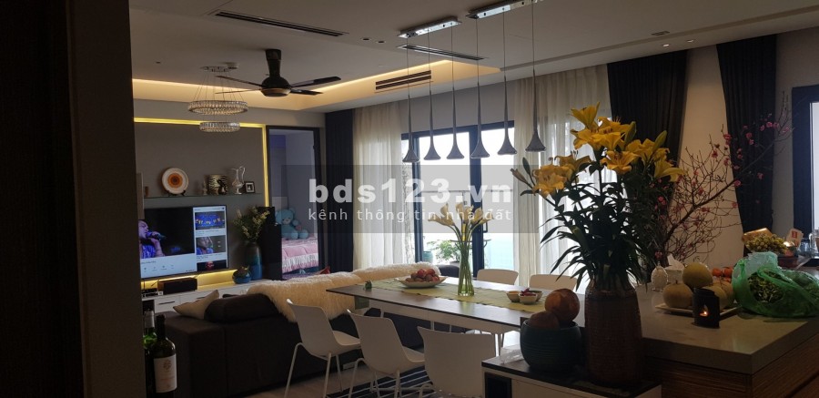 Cần bán gấp căn Imperia Garden 121m2, 3PN, giá 5.5 tỷ, full đồ, có slot ô tô