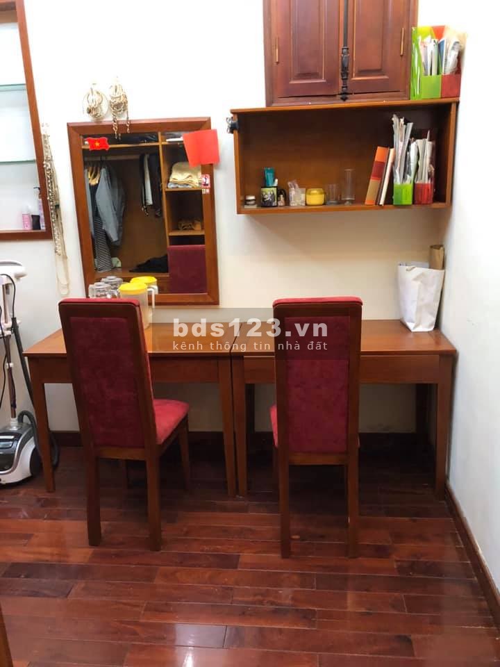 Siêu Hiếm Siêu đẹp gần oto Nguyễn Ngọc vũ, cầu giấy 38m 5 tầng chỉ 4.25 tỷ