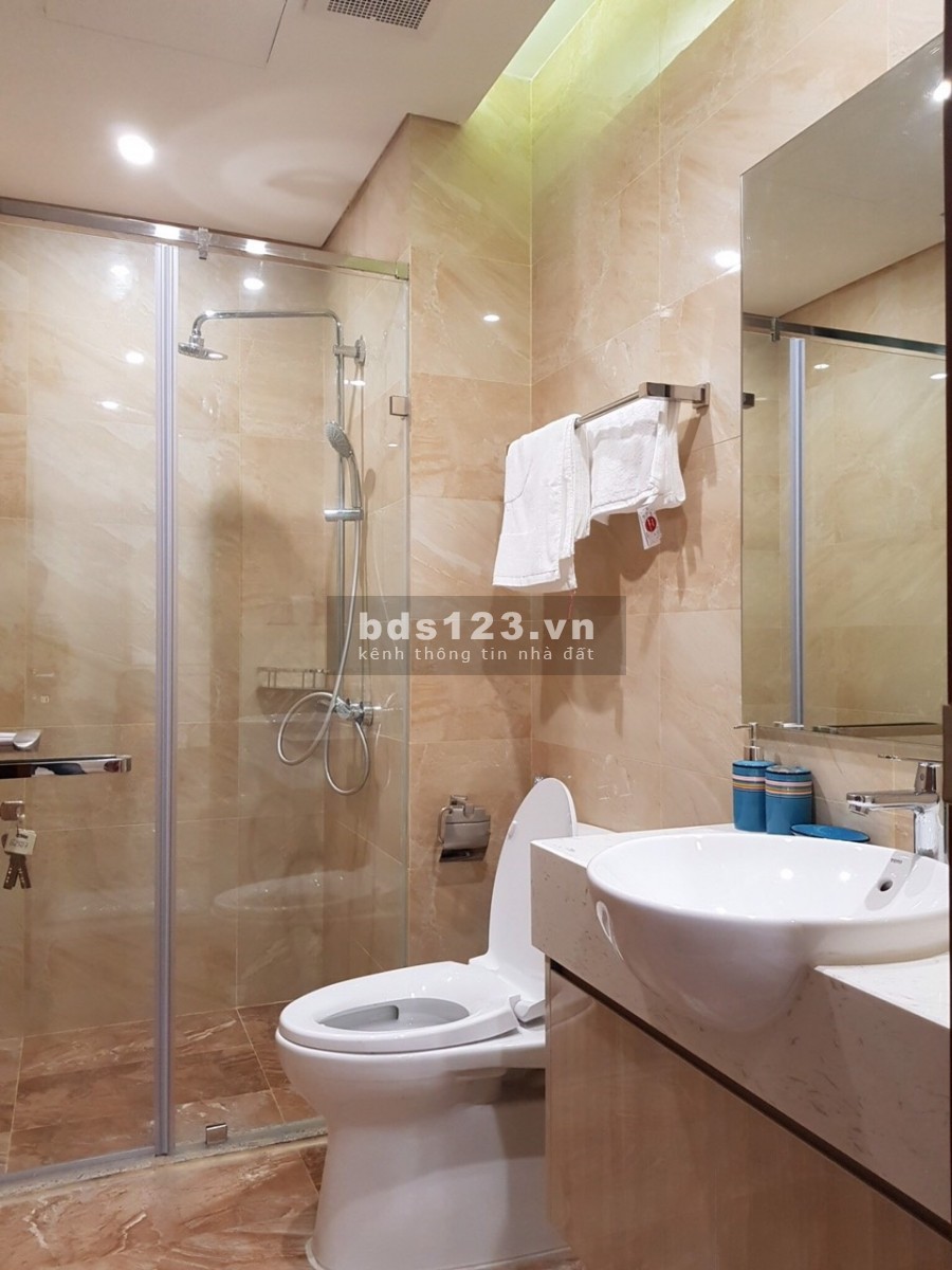 Cho thuê Chung cư The Legend Nguyễn Tuân 2PN full 12.5 triệu. Lh 0377983070