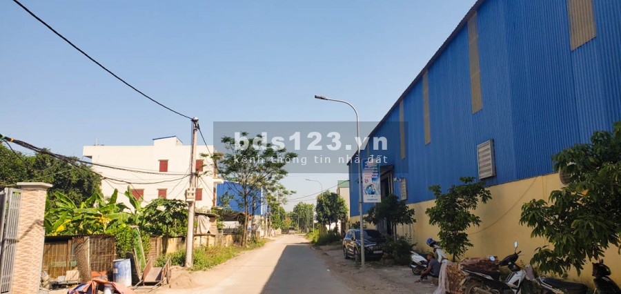 Đất giá rẻ nằm trên đường mặt đường Liên Xã