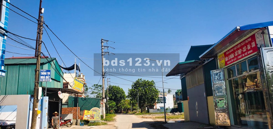 Đất giá rẻ nằm trên đường mặt đường Liên Xã
