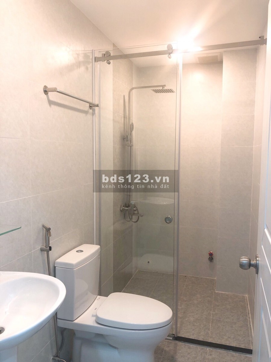 Nhà nở hậu/3lầu mặt tiền hẻm xe tải 141 đường Tám Danh P4 Q8