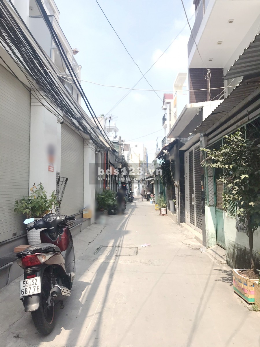 Nhà nở hậu/3lầu mặt tiền hẻm xe tải 141 đường Tám Danh P4 Q8