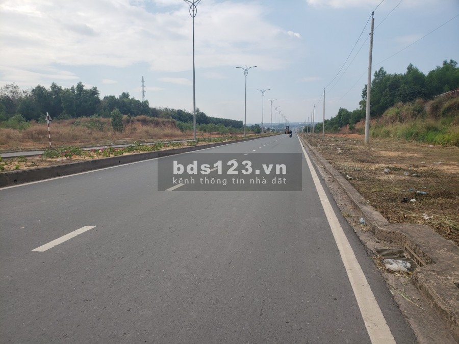 ĐẤT CHÍNH CHỦ SỔ RIÊNG TAM PHƯỚC gần VÒNG XOAY 60M 700TR