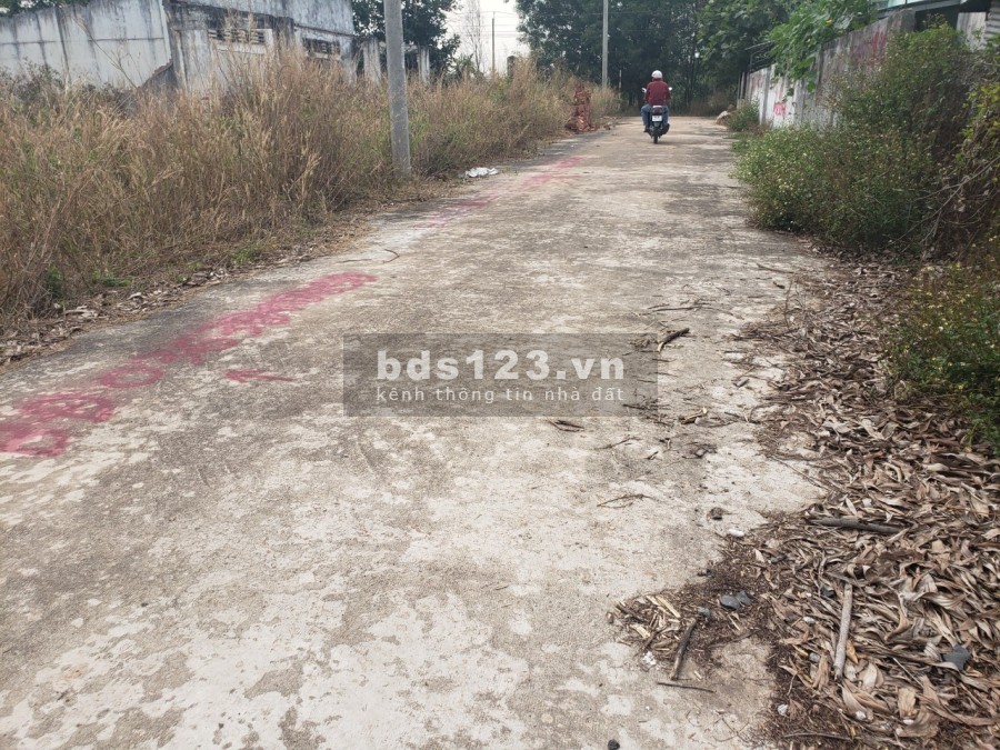 ĐẤT CHÍNH CHỦ SỔ RIÊNG TAM PHƯỚC gần VÒNG XOAY 60M 700TR