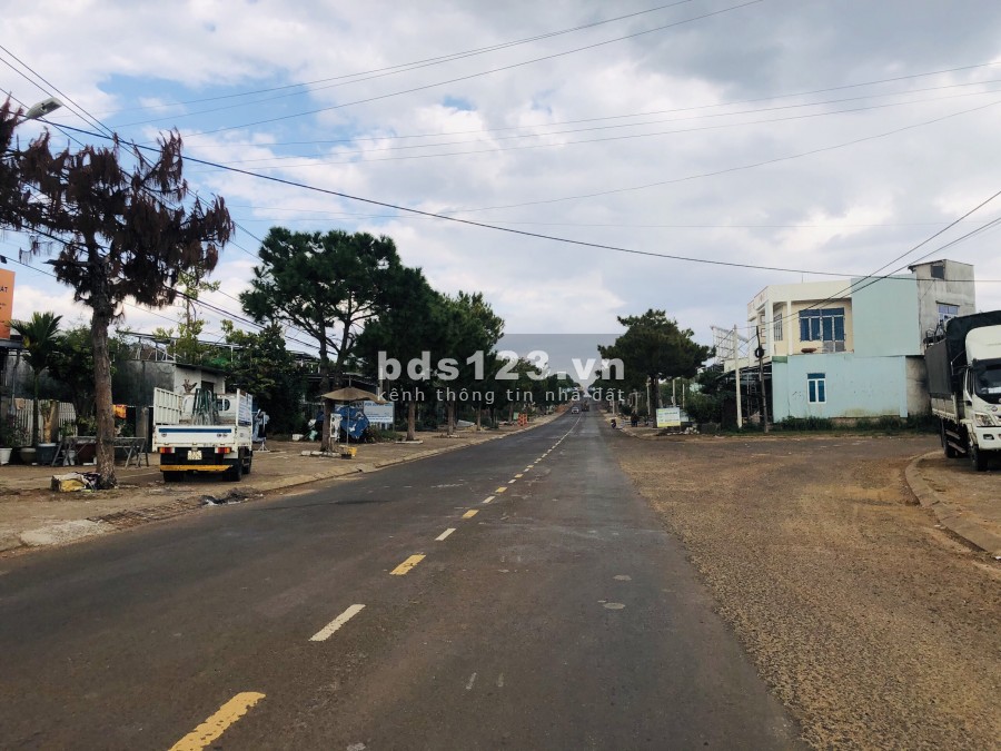 Bán đất ở đô thị kề cạnh sân bay Pleiku, Gia Lai. 499 Triệu/200m2 đường rộng 32m