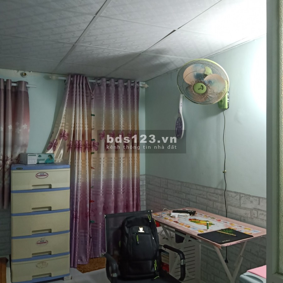 Cho thuê gấp nhà 1 trệt 1 lầu 20m2 mặt tiền Nguyễn Sơn Hà, Phường 5, Quận 3, giá 10 triệu/tháng