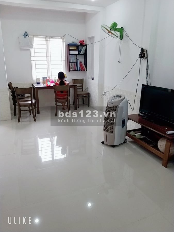 Nhà MT đường Phan Văn Năm, Tân Phú, 31 m2, 3 tầng chỉ 3 tỷ 9