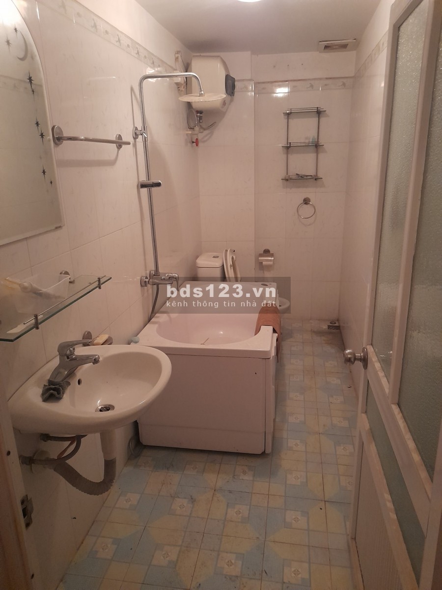 Bán nhà Ngọc Thụy cạnh Khai Sơn 56m2 x 4T, MT 5m, giá 4.2 tỷ, Ngõ thông Ô tô, KDVP.