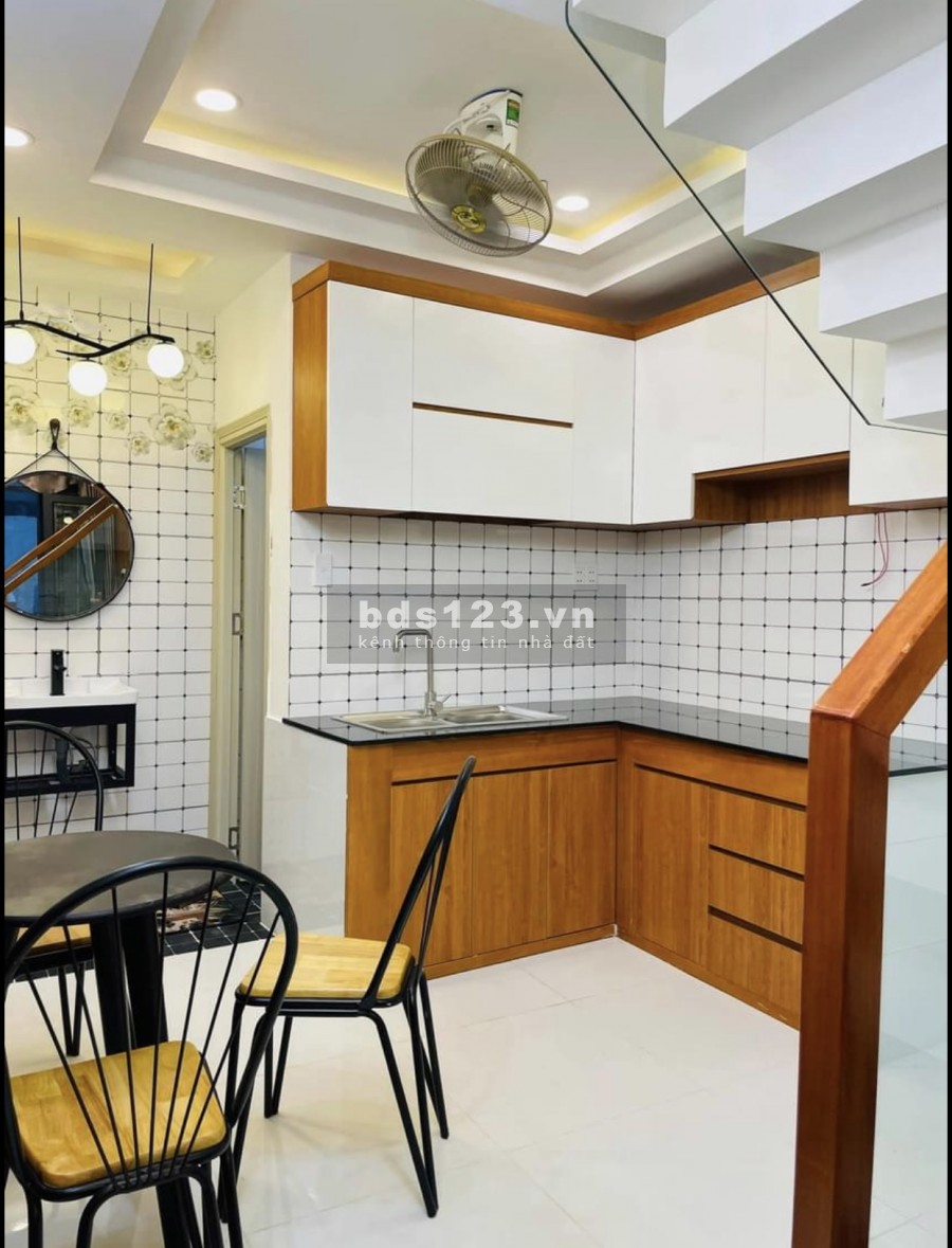 Bán nhà phố đẹp Đường số 14, phường 08, Quận Gò vấp