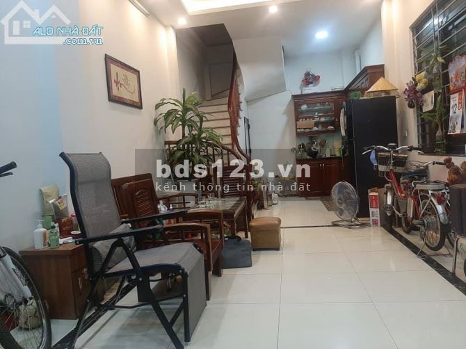 Nguyễn An Ninh Tương Mai Ô TÔ Ở KINH DOANH, hơn 4 tỷ