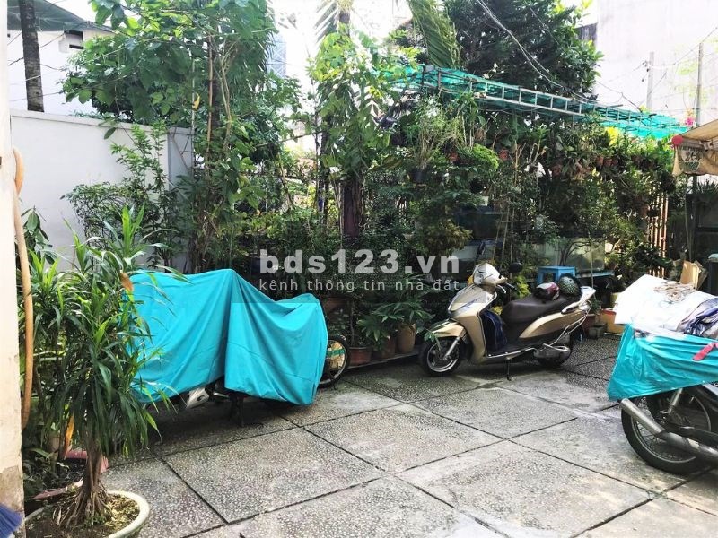 Nhà nguyên căn 1 trệt 1 lầu, 2 PN 2 WC, DT 5x9.3m, hẻm nội bộ Phan Đăng Lưu, P. 5, Phú Nhuận. 10 triệu