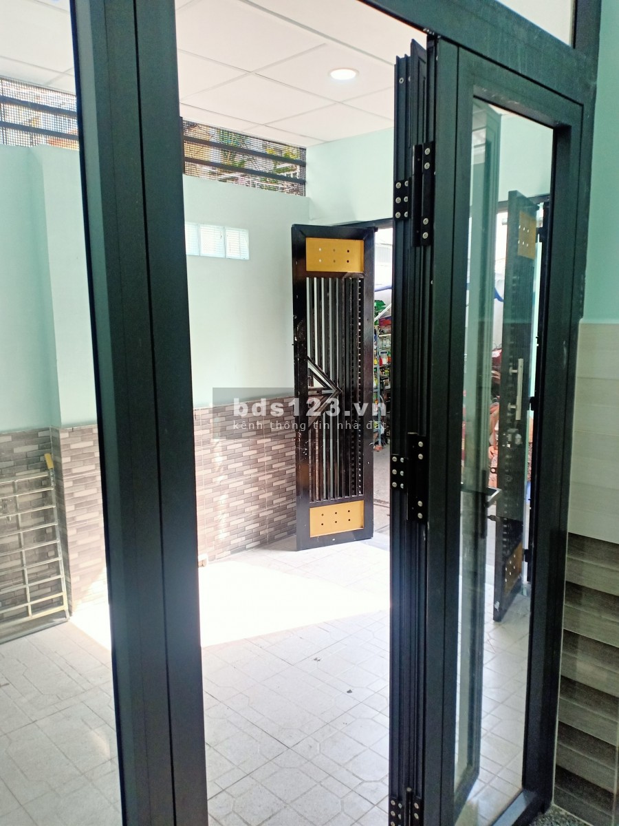 60m2 Tôn Thất Thuyết-Quận 4-Nhà mới 2 tầng -Hẻm ba gác tránh-Giá 4.5 tỷ
