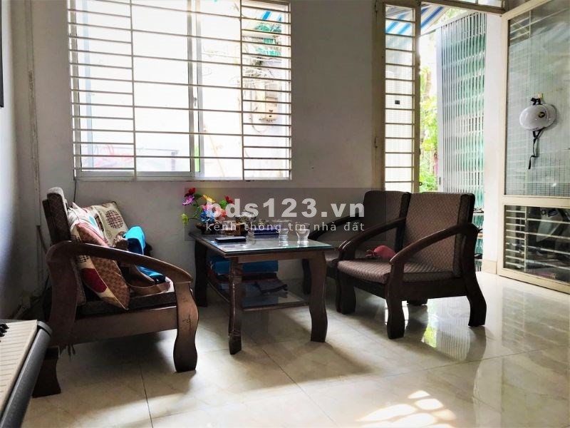 Nhà nguyên căn 1 trệt 1 lầu, 2 PN 2 WC, DT 5x9.3m, hẻm nội bộ Phan Đăng Lưu, P. 5, Phú Nhuận. 10 triệu