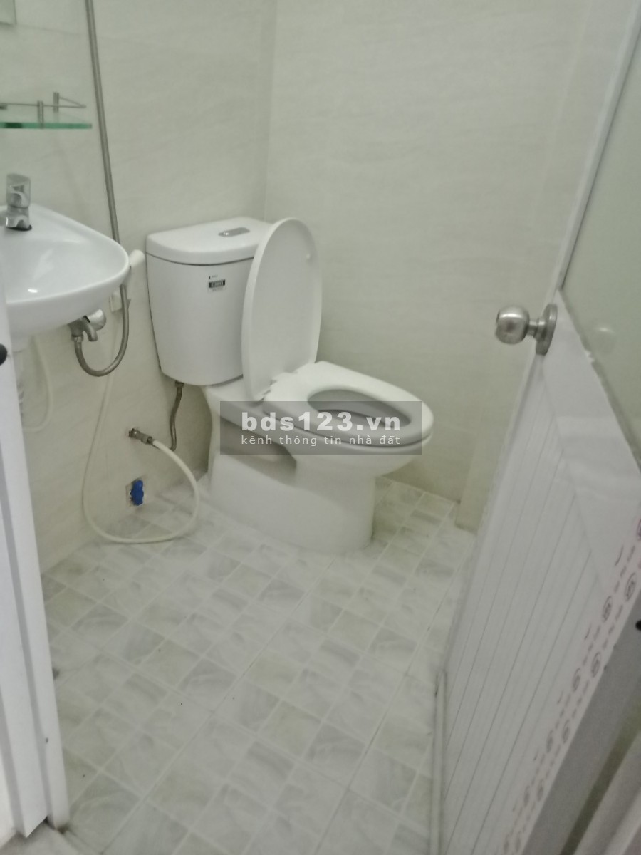 PHÒNG BAN CÔNG,CỬA SỔ ĐẸP NGAY TRƯỜNG SA, GẦN CẦU TRẦN KHÁNH DƯ