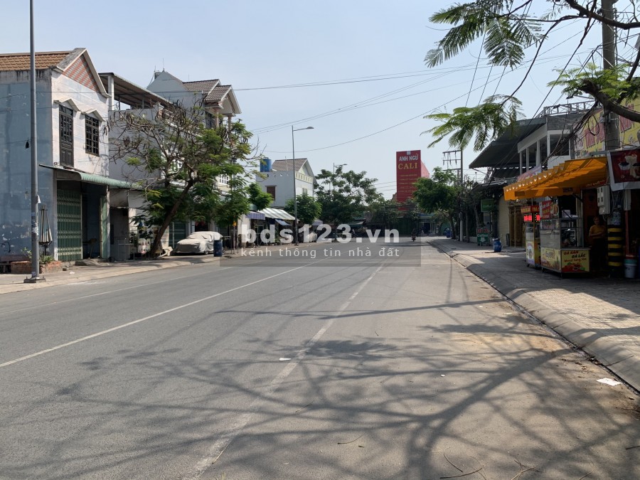 Đất đẹp kinh doanh MT Nguyễn Du, Bình Hòa 165m2. gần cầu Ông bố
