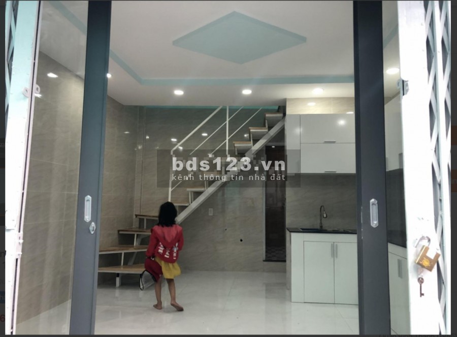 Nhà đẹp hẻm thông 100 Bình Thới 25m2. Giá hạt dẻ 2,x tỷ
