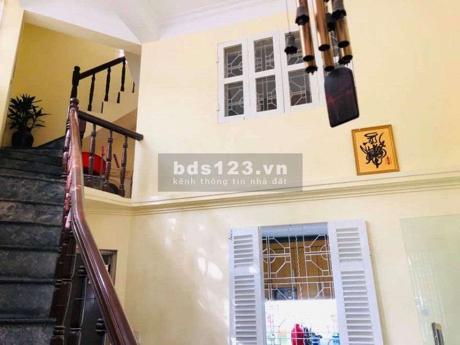 Hào Nam , ô tô vào nhà , kinh doanh ,3 mặt thoáng ,48Mx4T, 7.6 tỷ