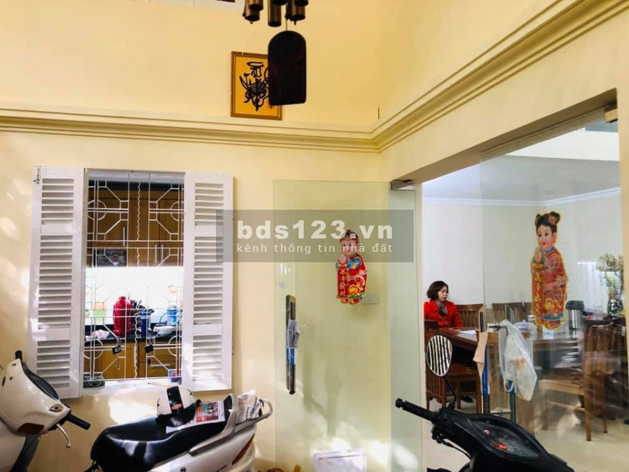 Hào Nam , ô tô vào nhà , kinh doanh ,3 mặt thoáng ,48Mx4T, 7.6 tỷ