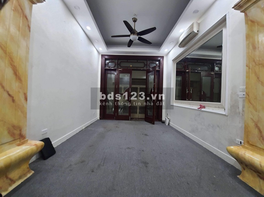 NHẢ VĂN QUÁN HÀ ĐÔNG HƠN 2 TỶ DT 40m2 5T MT 4 M