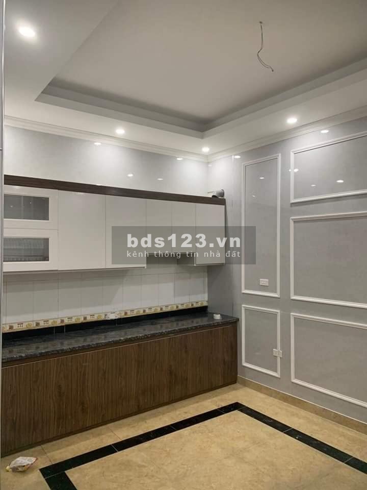 Nhà Đẹp ĐÊ LA THÀNH - ĐỐNG ĐA 37m chỉ 4tỷ