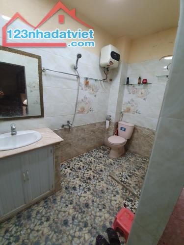 Bán nhà Tân Thụy, Phúc Đồng 52m2 x 4 tầng, 4.5m MT, giá 3.5 tỷ, Lô góc, Thông Ô tô, Kd.