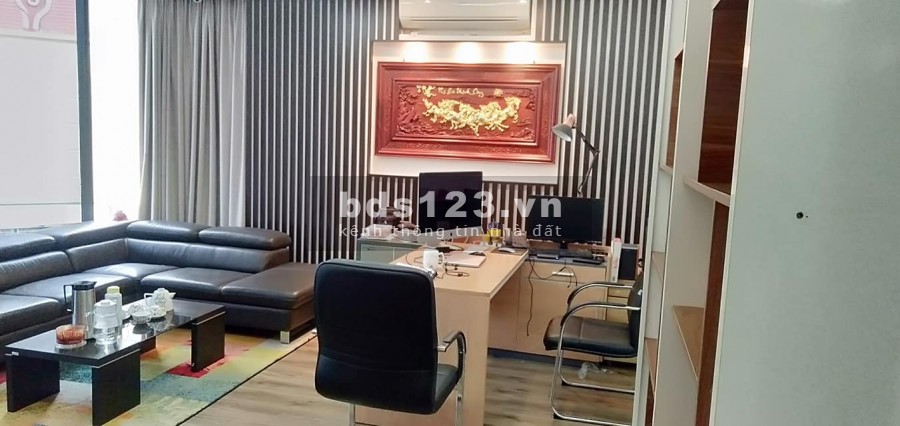 Long Biên, nhà mặt phố, kinh doanh đỉnh, 130m, 5 tầng, MT 10m, giá 13.6 tỷ