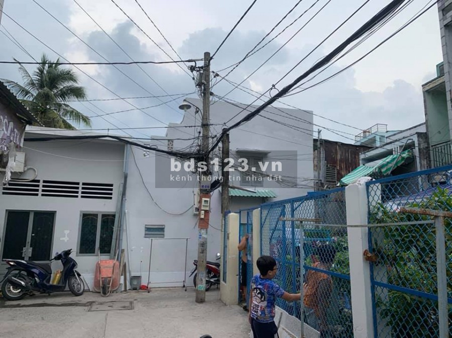 Bán Nhà Quận 6 nhà Cấp 4 hẽm 3 gác DT khủng Gía Rẻ 5.55 Tỷ
