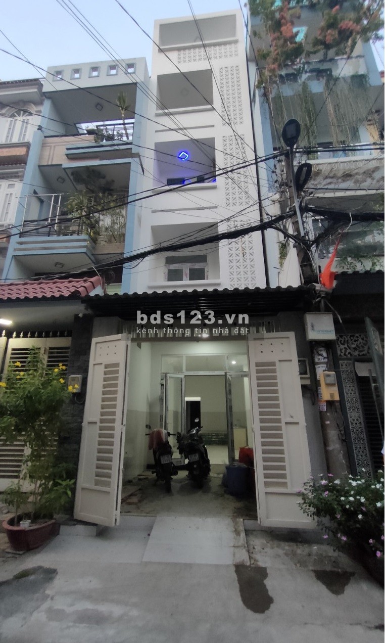 MẶT BẰNG KINH DOANH MẶT TIỀN HẺM 590 PHAN VĂN TRỊ