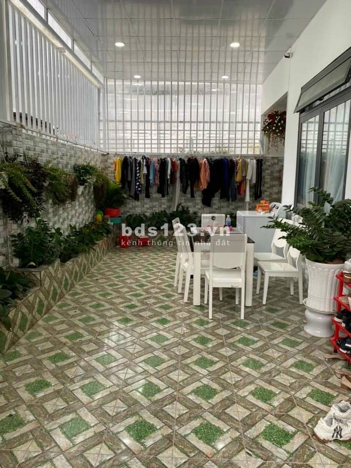 Nhà Đất Đà Lạt cần bán nhà Thiện Ý có nội thất sang trọng nhà rộng rãi thoải mái