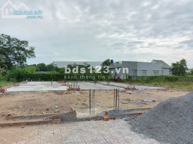 Tết đến xuân về mua đất tại KDC Home Garden chỉ 700 triệu/ nền