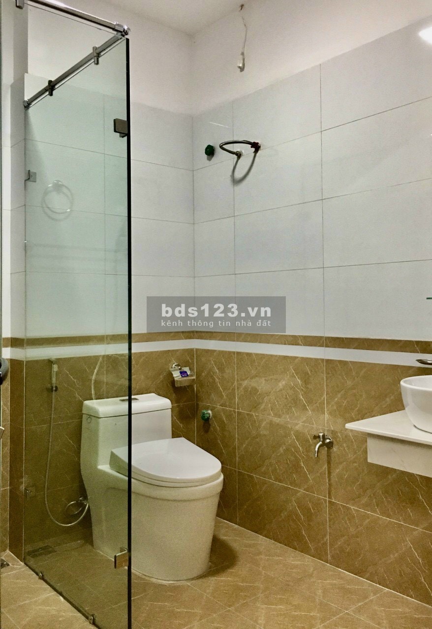 Bán nhà 3 tầng đường Ngô Quyền, ph Tân Bình, 67.5m2, mt 4.5m, 4 ngủ, 3 tỷ 380 triệu