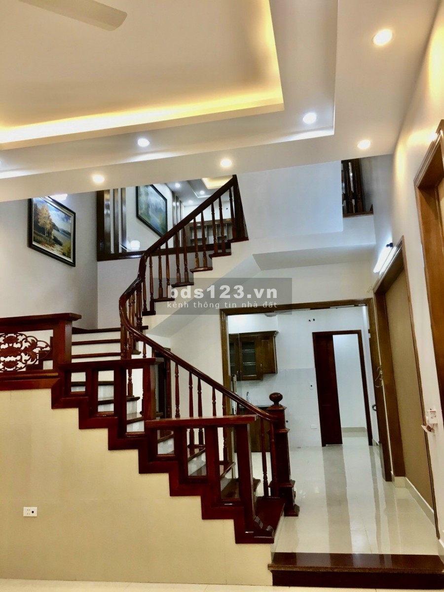 Bán nhà 3 tầng đường Ngô Quyền, ph Tân Bình, 67.5m2, mt 4.5m, 4 ngủ, 3 tỷ 380 triệu