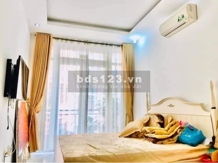 Bán nhà đẹp, hẻm xe tải Đường 3/2, Quận 10, 63m2, giá chỉ 13.5 tỷ (liên hệ 0813998873)