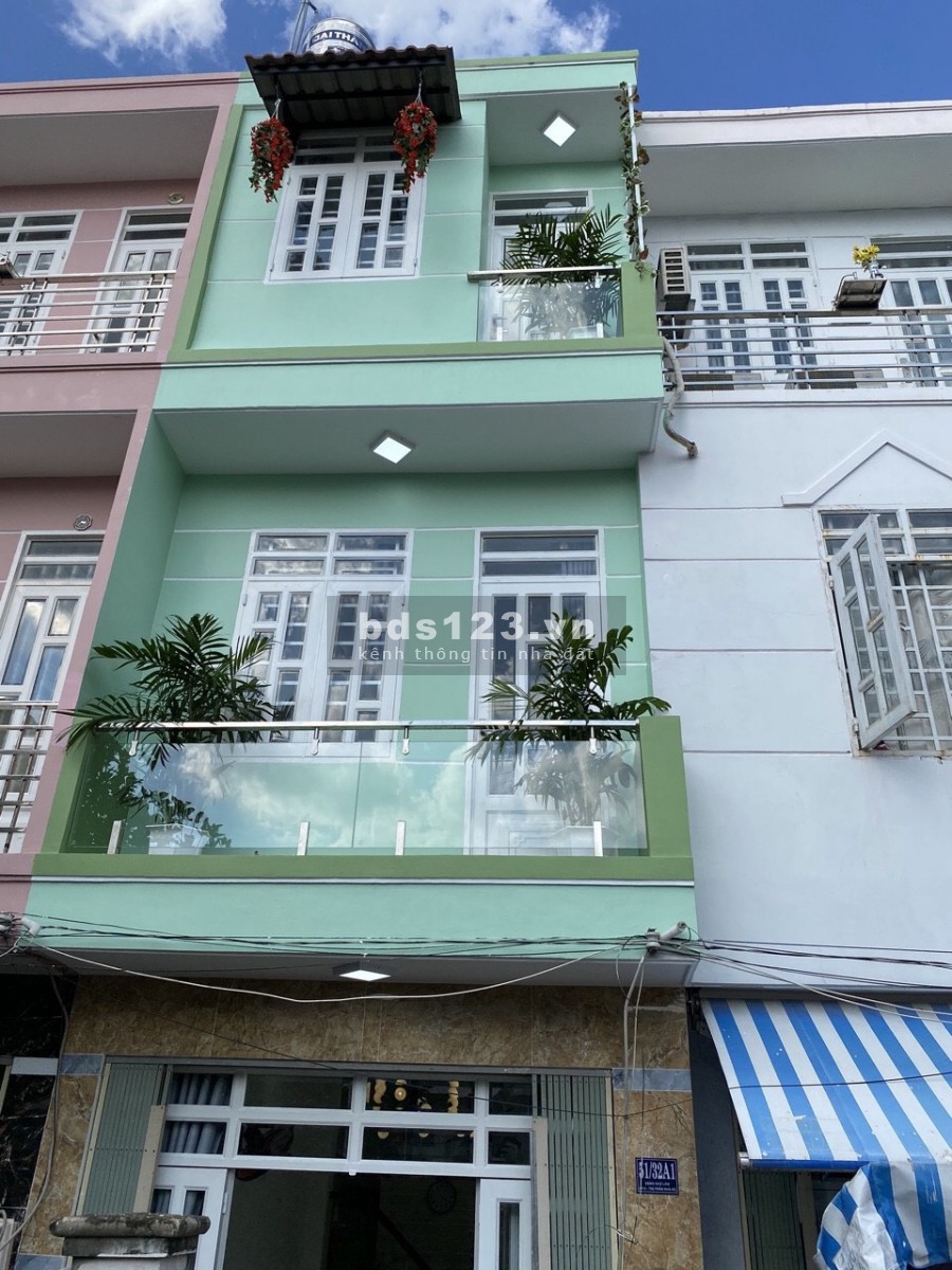 Bán nhà phố 2 lầu 3 phòng ngủ chỉ 1,75 tỷ Đặng Nhữ Lâm kho B, thị trấn Nhà Bè .