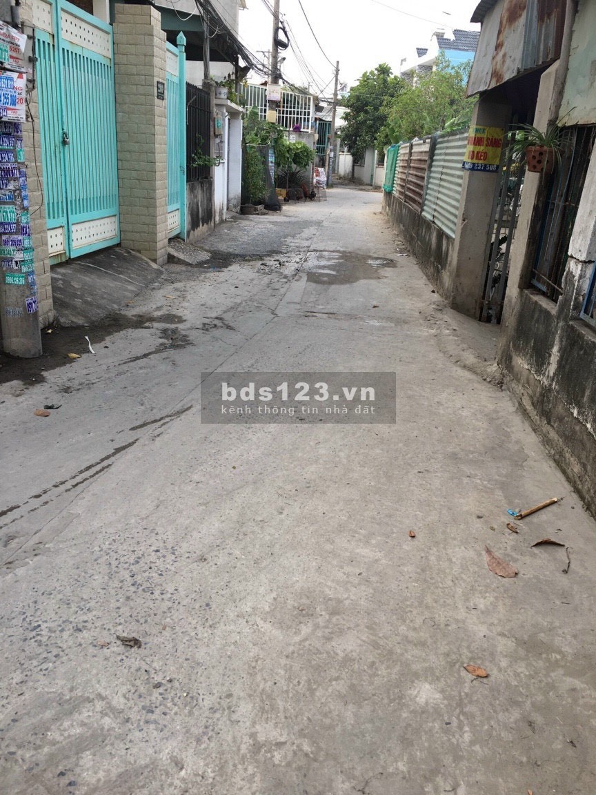 Bán đất hẻm 220 Võ Văn Hát xe hơi đậu sát đất - 0903.066.813 - propertyxvn