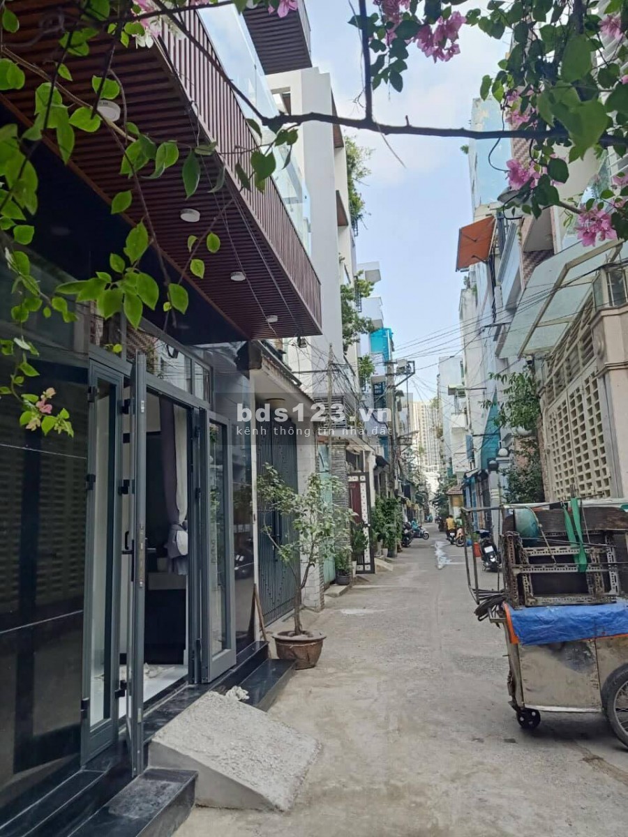 25M2 HXH Cao Thắng Quận 10, Lô góc 3 tầng kiên cố 7 chỗ đến nhà