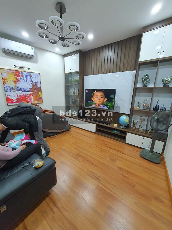 Bán Nhà Mặt Ngõ MINH KHAI - KINH DOANH - Ô TÔ TRÁNH - Vỉa Hè