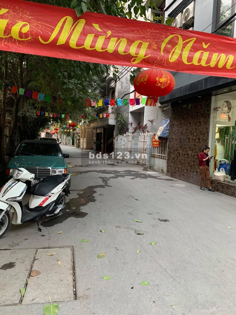 Hiếm !Nhà phân lô cực đẹp, ngõ 121 An Dương Vương – Tây Hồ, 52m2 * 5T, giá 6,1 tỷ. (lô góc)