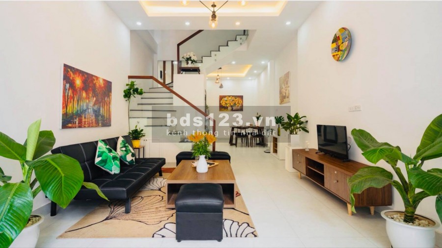 Hiếm !Nhà phân lô cực đẹp, ngõ 121 An Dương Vương – Tây Hồ, 52m2 * 5T, giá 6,1 tỷ. (lô góc)
