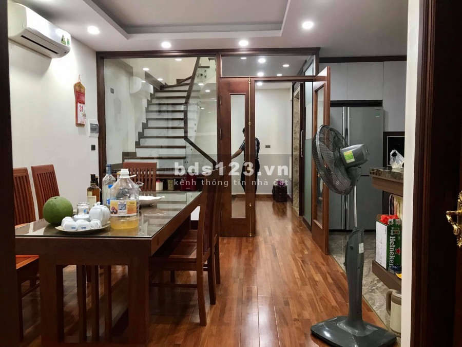 NHÀ VIP 90NGUYỄN TUÂN, TẶNG NỘI THẤT SIÊU SỊN, Ở HOẶC KẾT HỢP KINH DOANH VĂN PHÒNG SIÊU ĐẸP