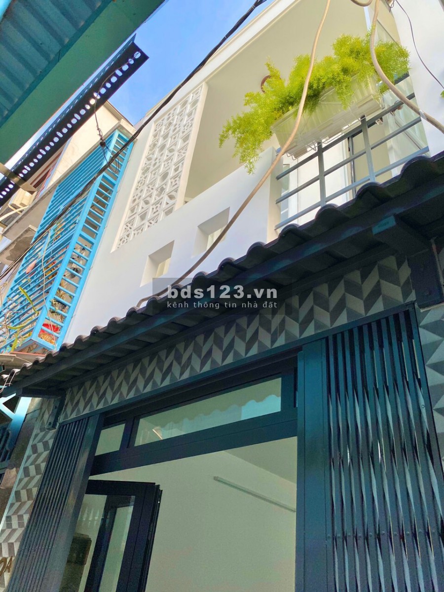 Bán nhà 1 lầu hẻm 861 Đ.Trần Xuân Soạn P.Tân Hưng Quận 7