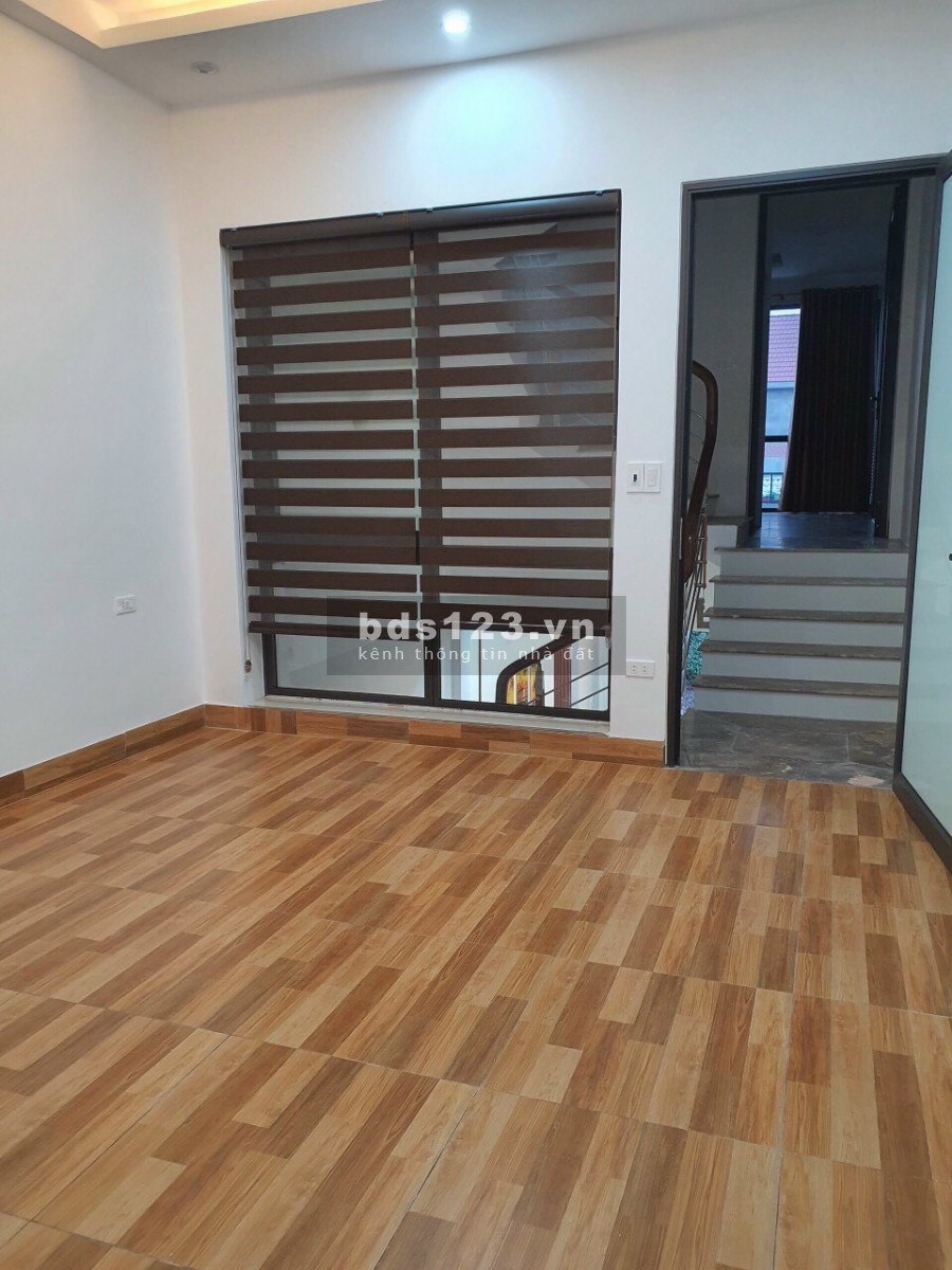 Bán nhà phố Lê Viết Quang, Ph. Ngọc Châu, 56.9m2, mt 4m, 3 tầng, 2 tỷ 150