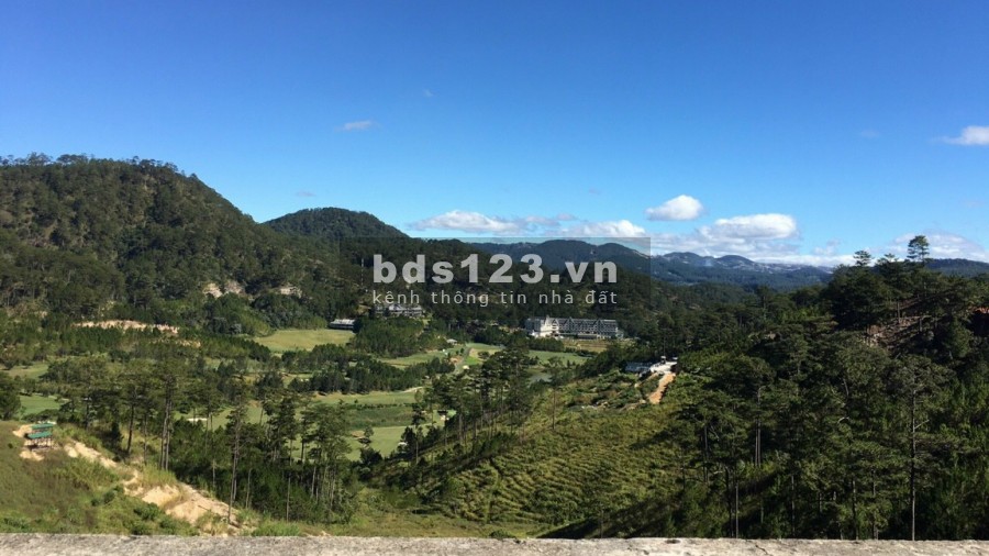 Cần bán đất Đà lạt diện tích rộng view đẹp phù hợp cho việc xây khu nghĩ dưỡng