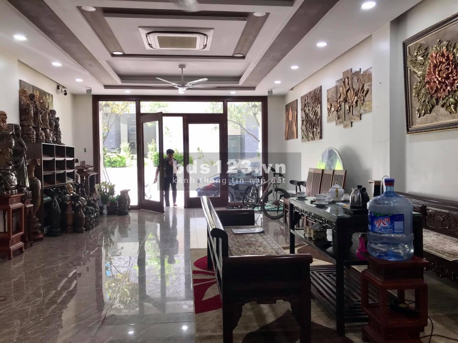NHÀ VIP 90NGUYỄN TUÂN, TẶNG NỘI THẤT SIÊU SỊN, Ở HOẶC KẾT HỢP KINH DOANH VĂN PHÒNG SIÊU ĐẸP