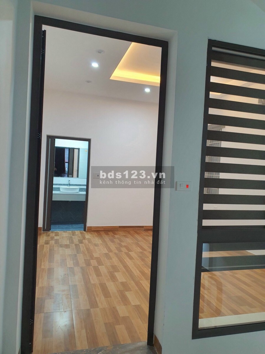 Bán nhà phố Lê Viết Quang, Ph. Ngọc Châu, 56.9m2, mt 4m, 3 tầng, 2 tỷ 150