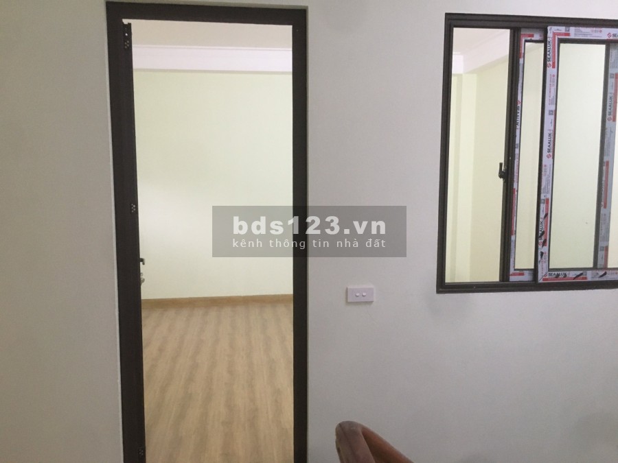 Đón tết nhà vị trí đẹp 42m2 gần ngã tư Vạn Phúc, SĐCC - Chỉ có một căn