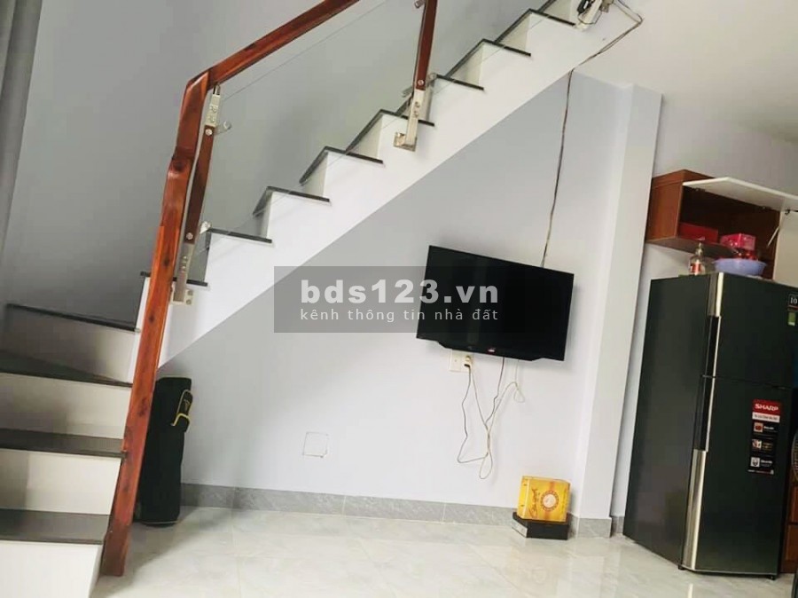 CẦN BÁN NHÀ 39m2, HXH, ĐƯỜNG SỐ 10, PHƯỜNG TÂN QUY, QUẬN 7, GIÁ 3,3 Tỷ
