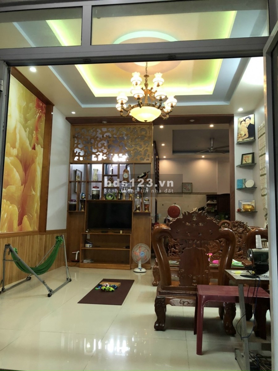 Cần bán nhà MT đường Võ Văn Hát kinh doanh 0903.066.813 - propertyxvn