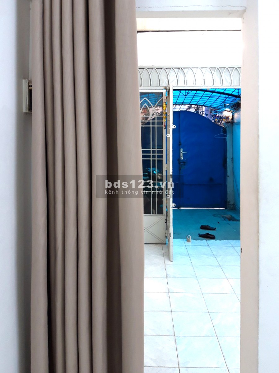 Cho thuê nhà nguyên căn hẽm cách mặt đường chính 30 m, 39 BIS đường Đặng Dung, Phường Tân Đinh, Quận 1